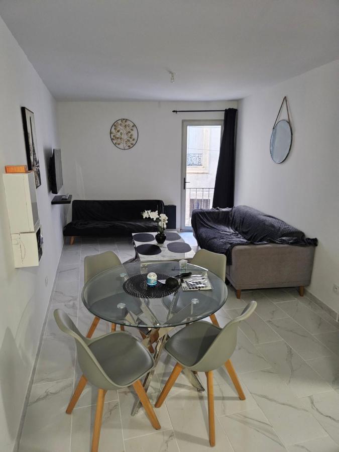 T2 Moderne, Calme Et Entierement Renove. Apartment เบซิเยร์ ภายนอก รูปภาพ